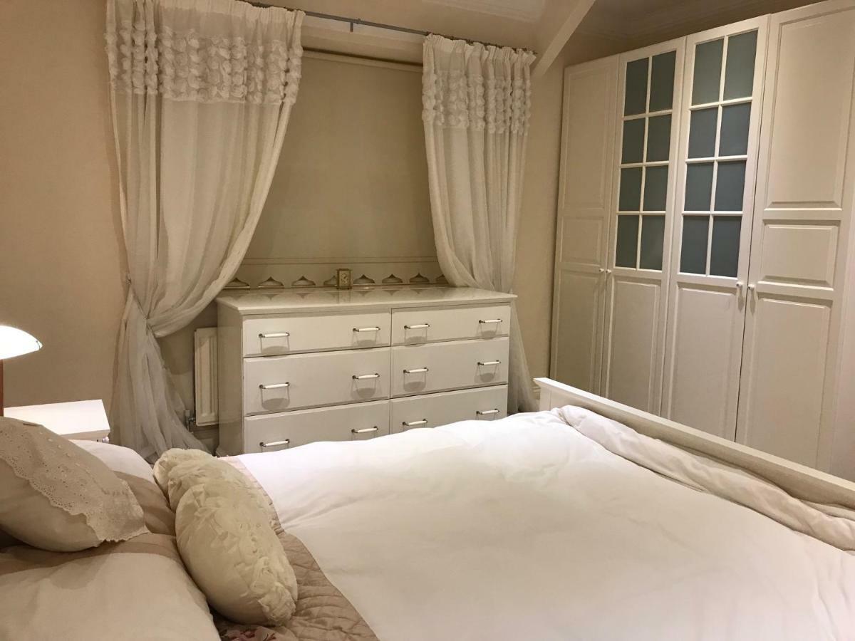 โอโย ดิ โอลด์ เรคโทรี Hotel Jarrow ภายนอก รูปภาพ